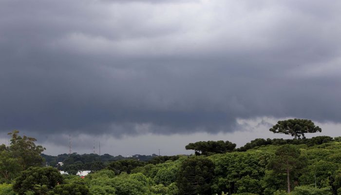  Chuva chega ao Oeste, Sudoeste e Centro-Sul do Paraná e amplitude térmica é destaque 